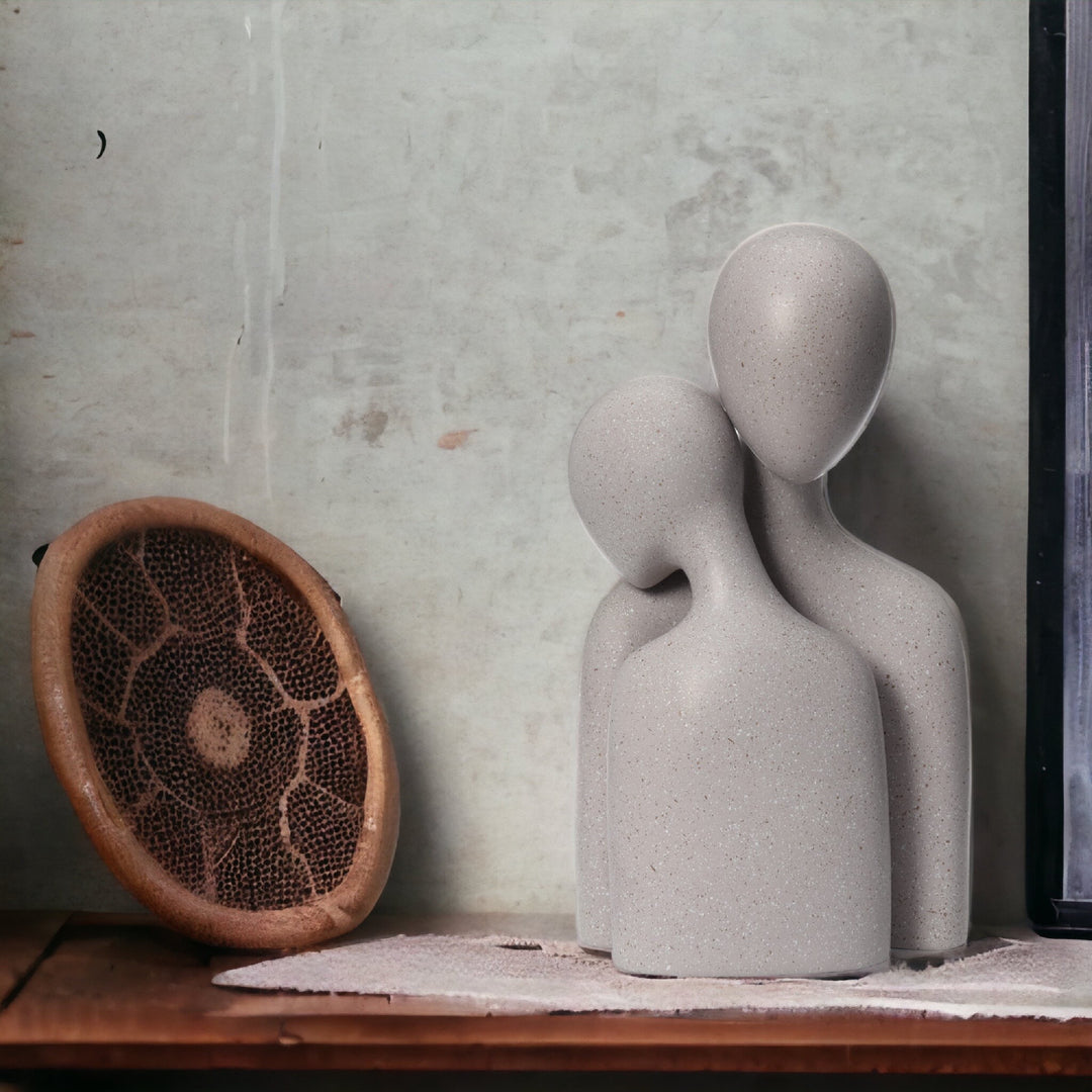 Love Couple Resin Sculpture (Grey)