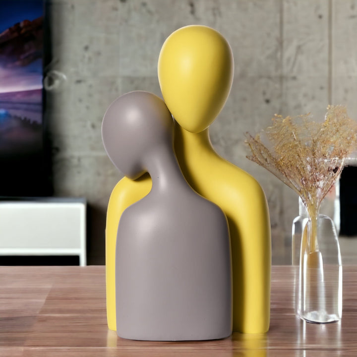 Love Couple Resin Characters (Yellow)