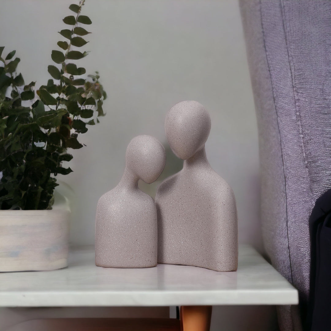 Love Couple Resin Sculpture (Grey)