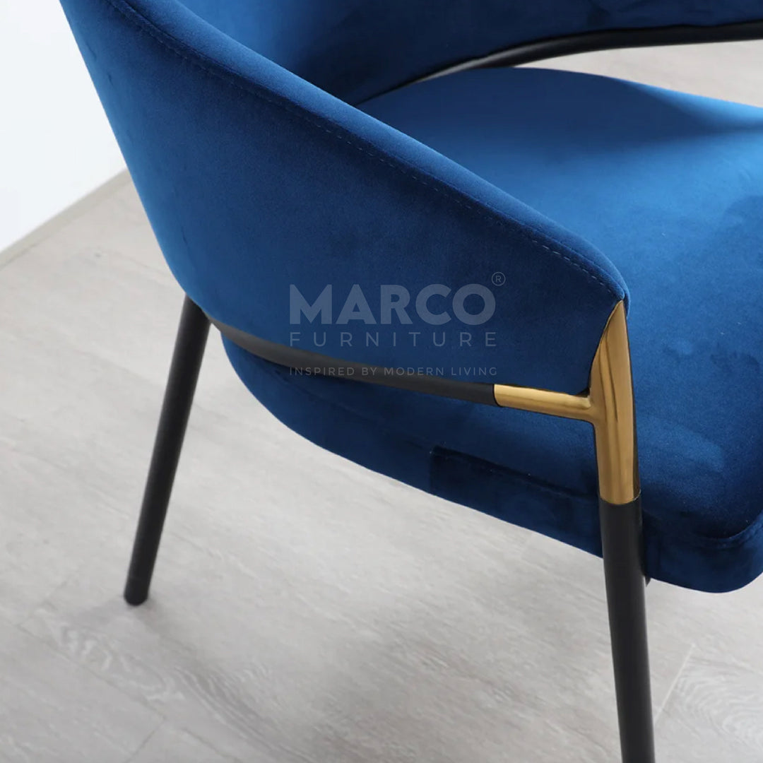 Donnie Curved Back Velvet Dining Chair (Blue)