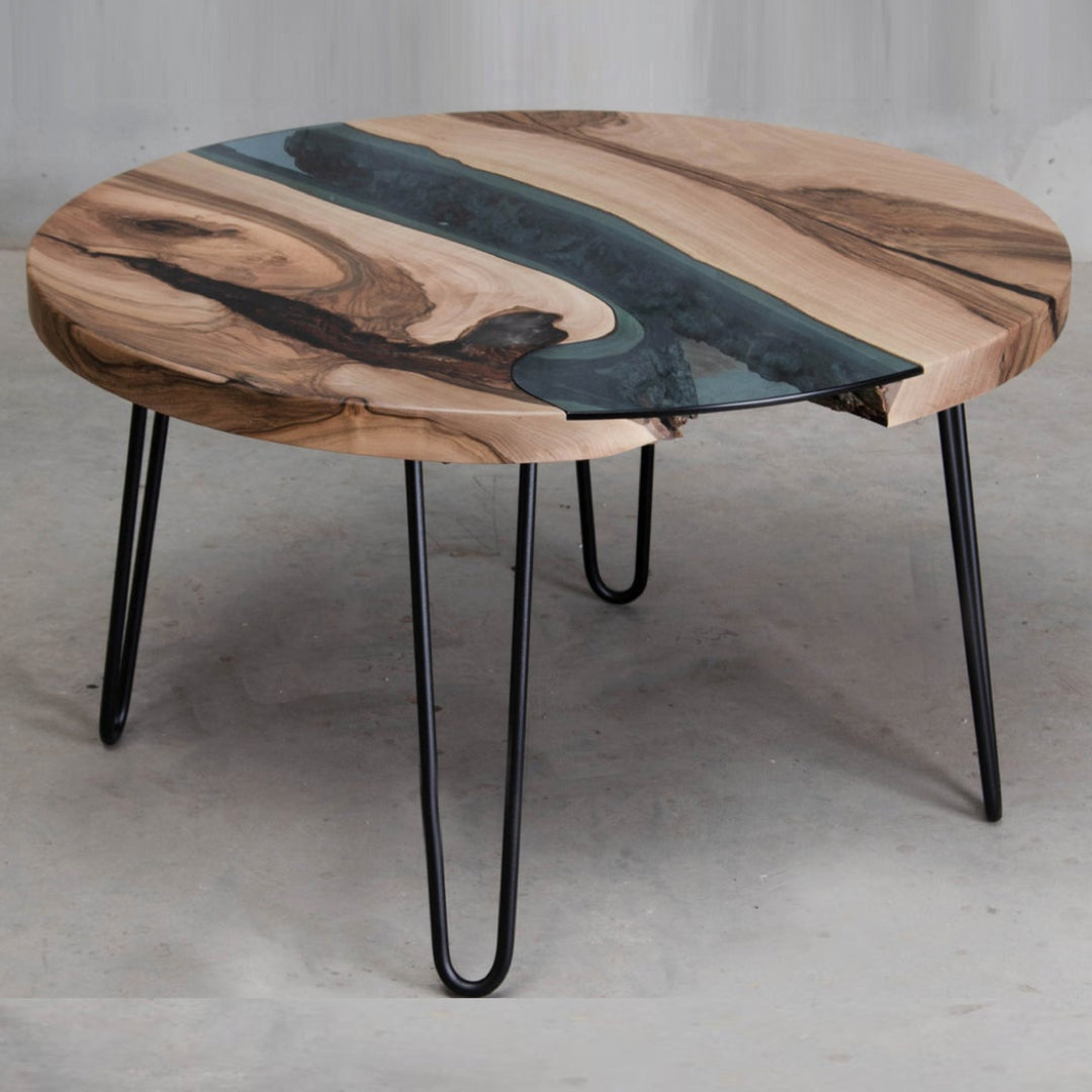 Hugo Round Resin Dining Table