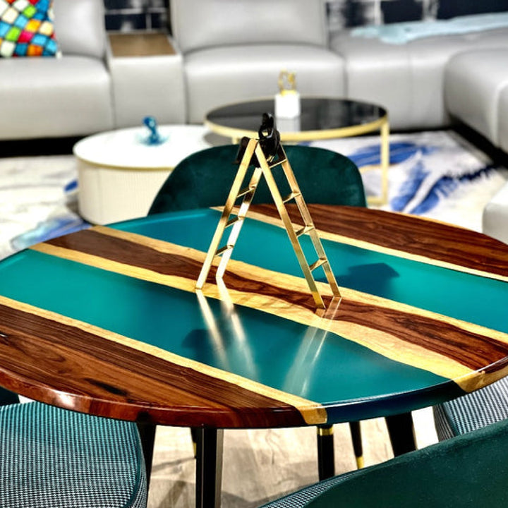 Hugo Round Resin Dining Table