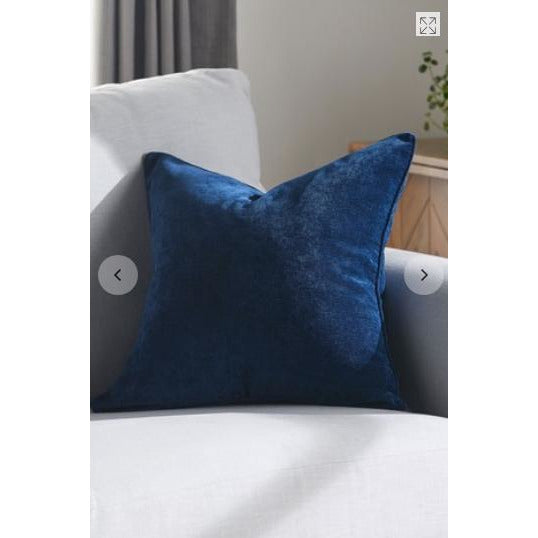 velour-designer-cushion-1